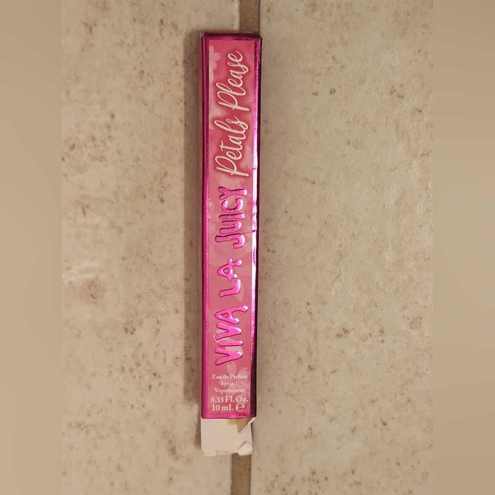 Juicy Couture‎ Viva La Juicy Petals Please Parfum Travel Spray 0.33 oz New READ